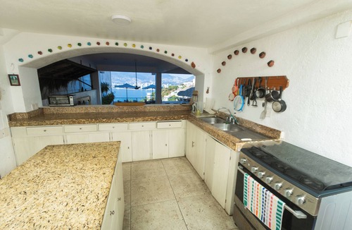 Las Brisas Villa | Casa Cielito Lindo : Marina Las Brisas : Panoramic View of the Bay