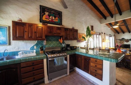 North End Apartment | Casa Colibri - Los Delfines