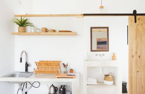 North End Apartment | Casa Conchita Surf Shack 1