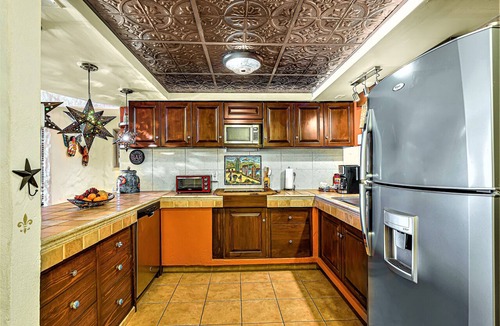 Marina Condo | Casa Deakins is Amazing & Best Location on The Marina