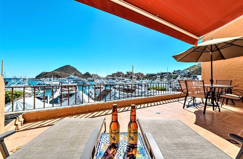 Marina Condo | Casa Deakins is Amazing & Best Location on The Marina