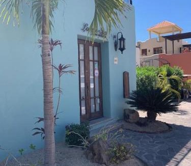 Nopolo House | Casa del Gallo-Home in Loreto bay- Baja reimagined! steps from Community Pool