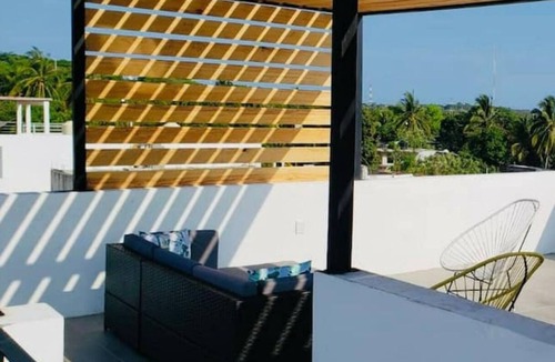 Emiliano Zapata House | Casa Diego/Minimalist house and indoor pool