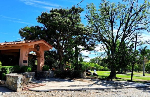 San Nicolas de Ibarra House | Casa en Club de Golf Chapala