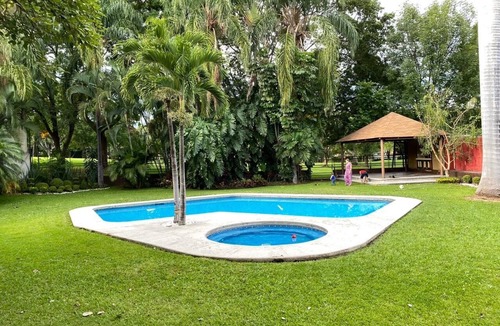 Palmira House | CASA FLAMBOYAN