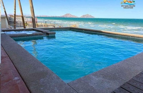 San Felipe House | Casa Francisco beachfront rental perfect for groups up to 14