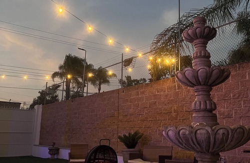 Ixtlahuacan de los Membrillos House | Casa Gardenia, 15 minutes from the airport, pool with heat pump.