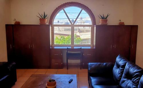 Aguascalientes House | Casa La Feria - Alojamiento amplio y centrico para hasta 26 personas, a pasos de la Feria
