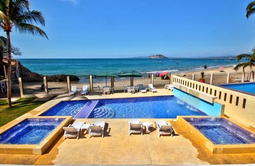 Los Ayala House | Casa las Mariposas Bungalow 5