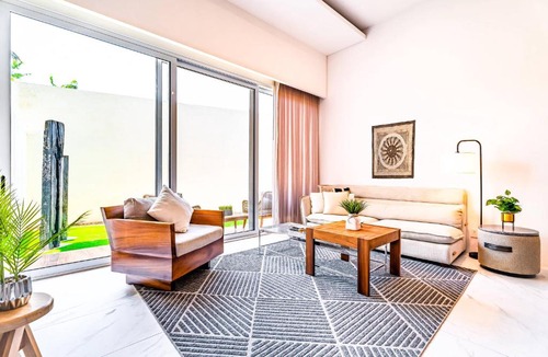 El Medano Ejidal Apartment | Casa Lucy Secure-Quiet & Opulent Cabo Retreat-3BR's & Patio!