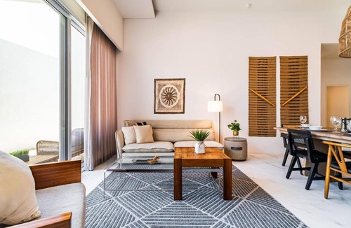 El Medano Ejidal Apartment | Casa Lucy Secure-Quiet & Opulent Cabo Retreat-3BR's & Patio!