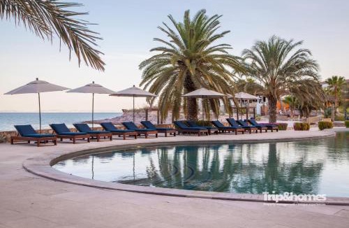 La Paz Apartment | Casa Marvela at Playa de La Paz - 3 Br Beach front Villa