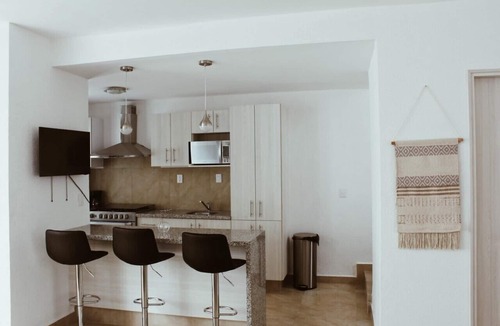 Playa del Carmen House | Casa nueva en Playa del Carmen con alberca y gym