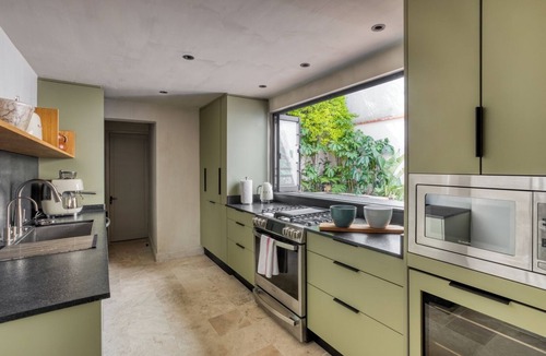 La Condesa House | Casa Reynosa- 4BR Gorgeous Home with Pool