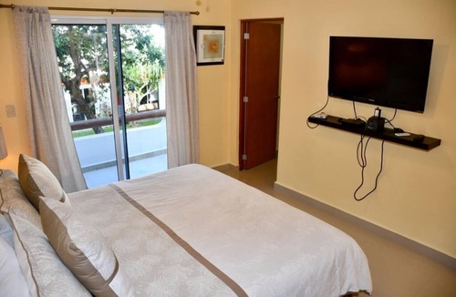 Villa Juarez Hotel | Casa Sol 4 Bedroom Villa with pool close to the beach