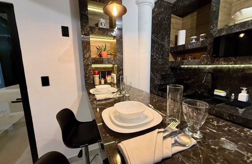 Minatitlán House | Casa Solar, Comfort Suite. Room in guesthouse (pet friendly)