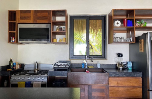 Saladita House | Casa Tabachines. A beautiful oceanfront surf casa, minutes from the point break!