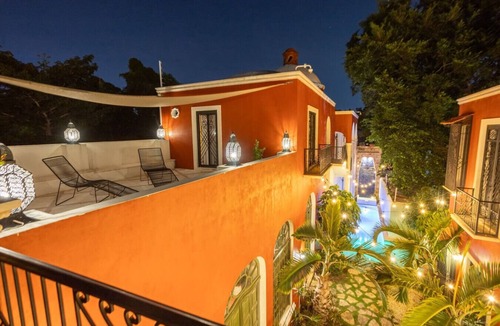 Centro House | Casona Sirenas, a family home in historical Merida