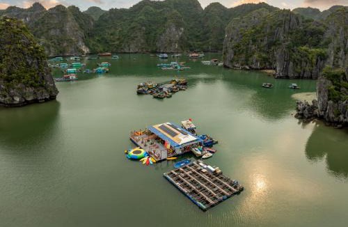 Cat Ba House | Cat Ba Fishing Village Bay House