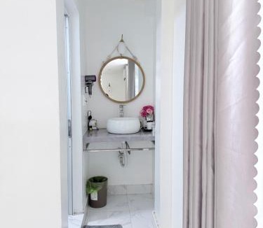 Cat Ba House | Cat Ba Santorini Homestay