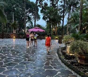 Quan Tom Hotel | Cat Tien Vista