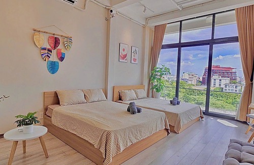 Nhat Tan Apartment | Central Hanoi Apartment, Family-Friendly, Walk to Lake