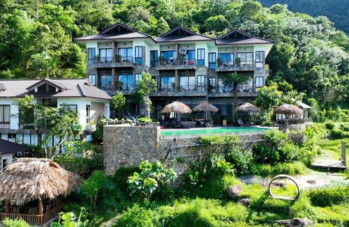 Pu Long Nature Reserve Hotel | Central Hills Pu Luong Resort