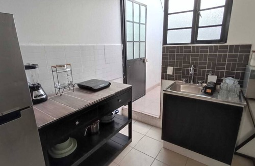 Guadalajara Apartment | Centrally located apartment with public transportation that takes you all over Guadalajara.