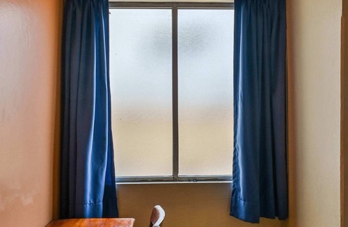 Xalapa Bed & Breakfast | Centric family room Sleeps 7 + WiFi & terrace