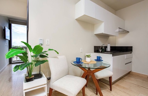 Centro House | Charming 1-bedroom building with AC, WiFi in enchanting Playa del Carmen