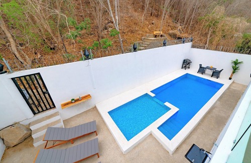 Crucecita Villa | Charming Home - Walking Distance to the Beach