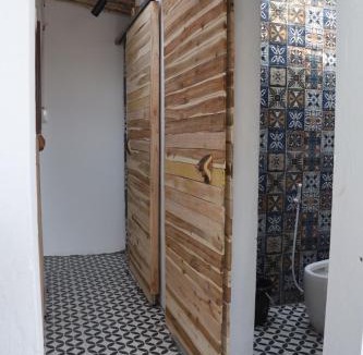Hoa Lu Hostel | Chian Homestay 2 Hang Mua