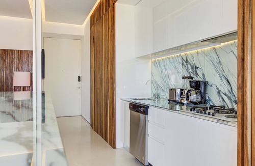 Romantic Zone Apartment | Chic 1 bed 2 bath Best Ocean Views Zona Romantica