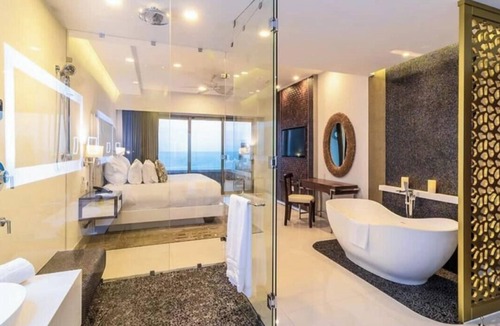 Salina Grande Resort | Chic 3-bedroom resort with AC, fitness room in brilliant Cancún