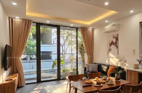 Nhat Tan Apartment | Chin Signature Villa Suite