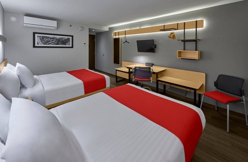 Guaymas Hotel | City Express by Marriott Guaymas