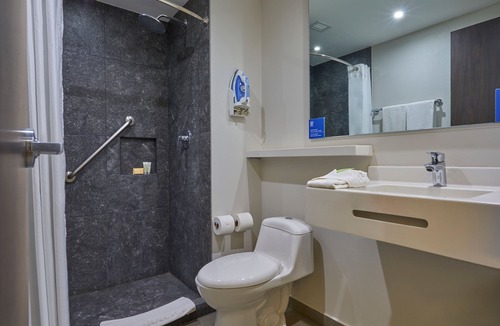 Guaymas Hotel | City Express by Marriott Guaymas