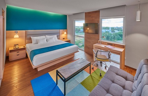 Silao Hotel | City Express Suites by Marriott Silao Aeropuerto