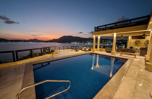 Peninsulas de Santiago Villa | Clifftop Luxury: 180° Ocean Views, Private Pool, Beach Access, Sleeps 12