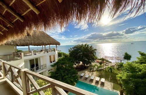 Salinas Villa | Coco 14BR Oceanfront Villa Compound