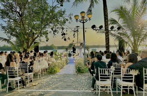 Cam An Hotel | CocoPalm Hoi An River Beach