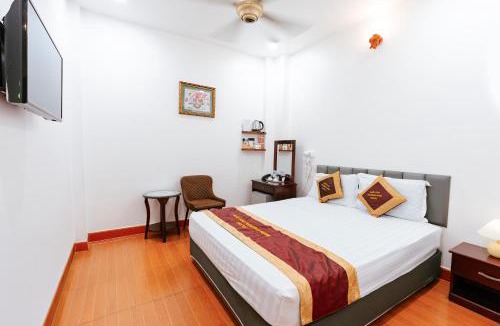 District 12 Hotel | Collection O Southern Star Hotel