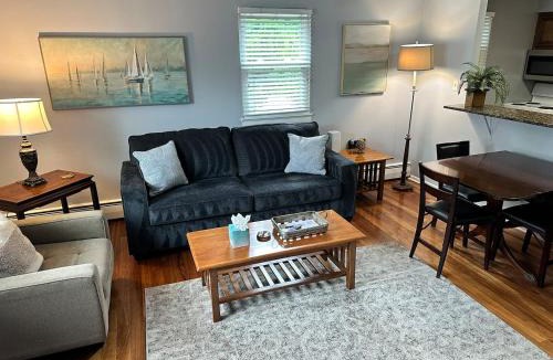 Narberth Apartment | Comfy 2 BR Mid Term Apartment