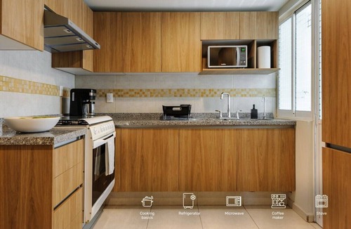 Hipodromo Apartment | Condesa Hideaway: 3 BR Apartment with Urban Flair