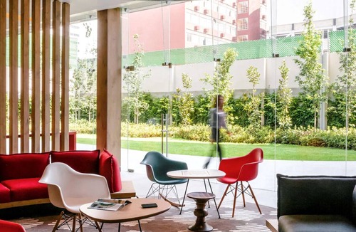 Colonia Centro Hotel | Convenience and Comfort: Perfect Location for Exploring Mexico City's Treasures!