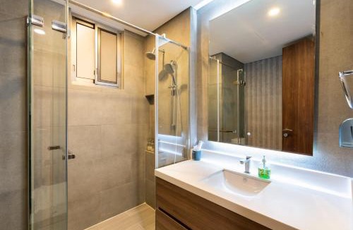 Phu My Hung Apartment | Convinia Luxury The Peak Midtown
