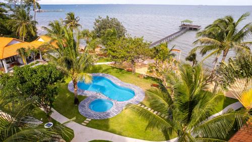 Ham Ninh Resort | Cosian Bay Phu Quoc Resort