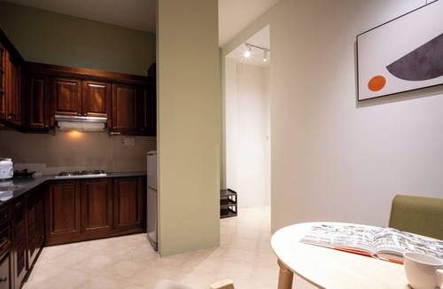 Phuong 6 Apartment | Cozy 1BR Serviced Apartment in vibrant Hồ Chí Minh City Center Next to Park