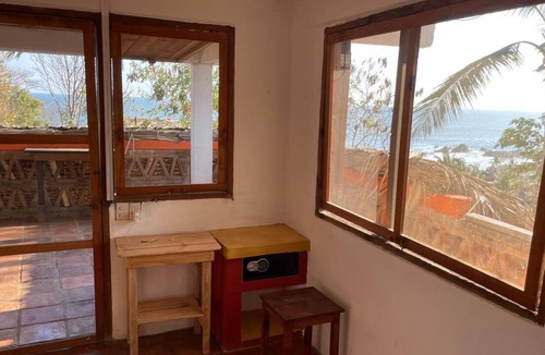 San Agustinillo Apartment | Cozy apartment w king size bed, starlink, safe, pizza oven and an amazing view!