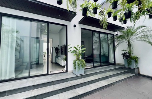 Buon Ma Thuot House | Cozy Boutique in adorable Thành phố Buôn Ma Thuột with AC